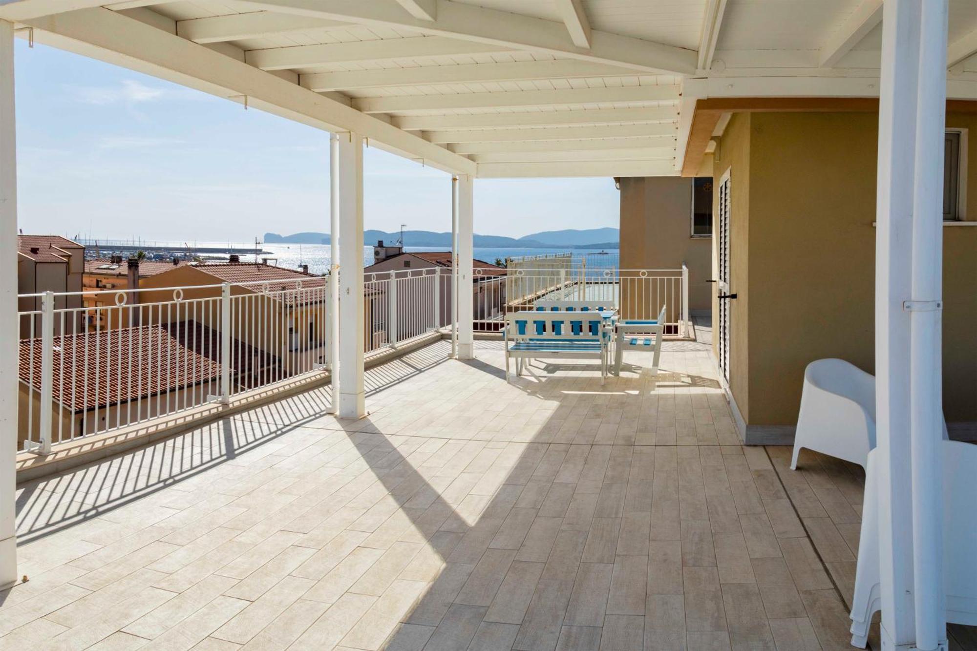Lovealghero Stanze In Attico Vista Mare Exterior photo